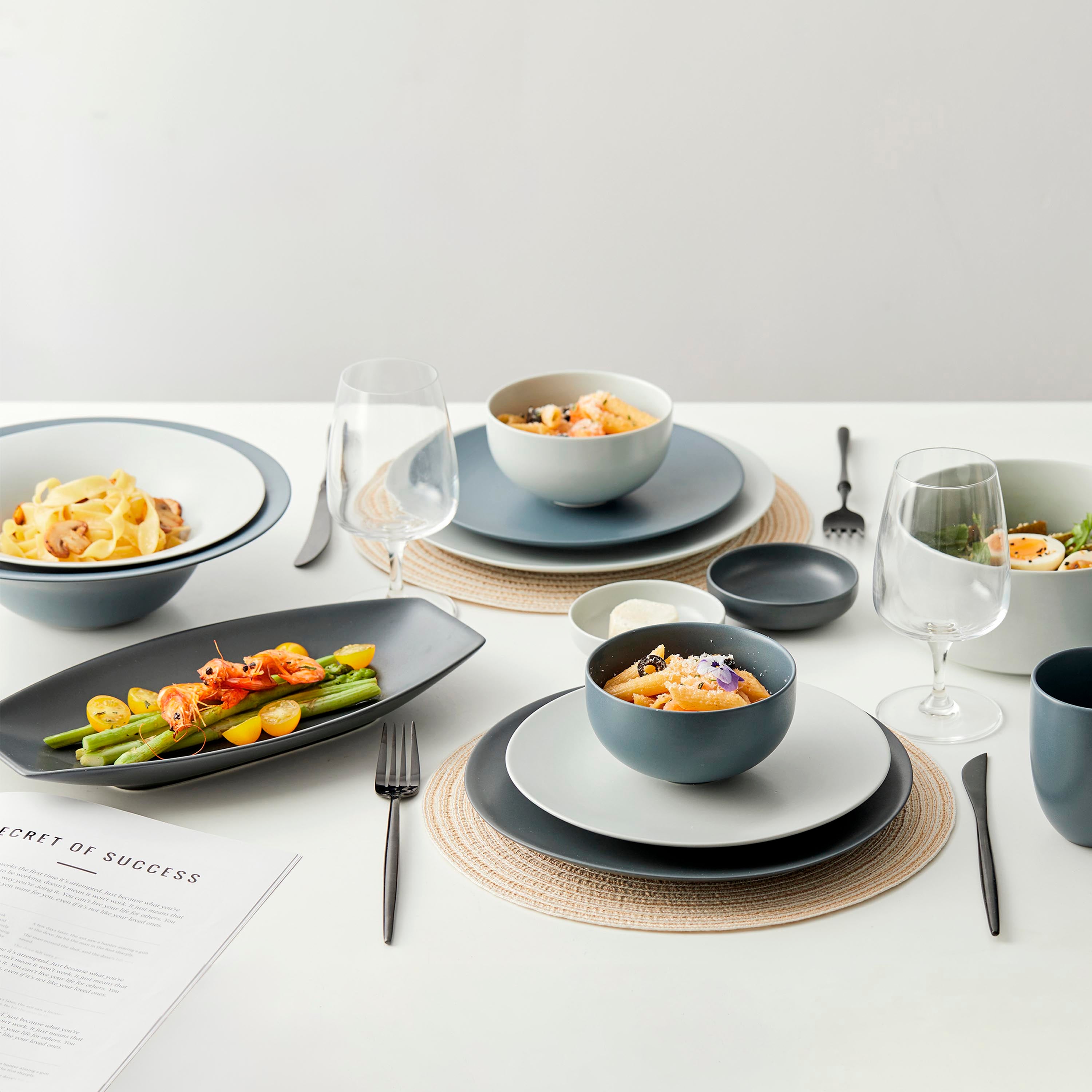 Hattu Black salad bowl 380 ml